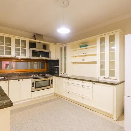Villa Tarus Mara Kaş